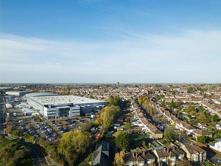 Office Apartment - Filming Locations Locations Direct -125