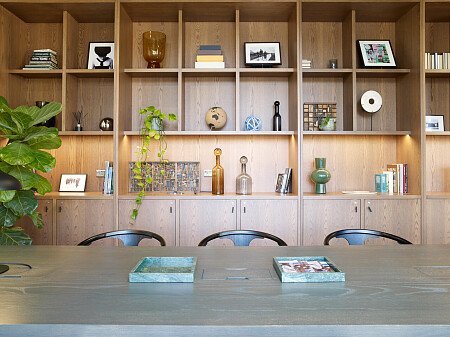 Office Apartment - Filming Locations Locations Direct -137