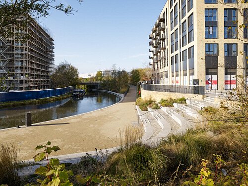 Office Apartment - Filming Locations Locations Direct -144