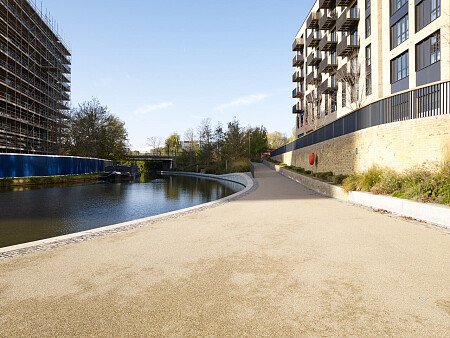 Office Apartment - Filming Locations Locations Direct -149