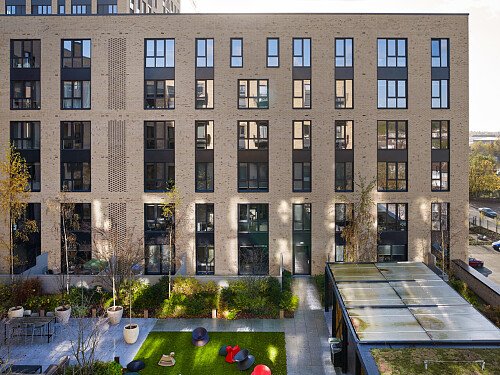 Office Apartment - Filming Locations Locations Direct -158