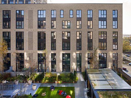 Office Apartment - Filming Locations Locations Direct -158