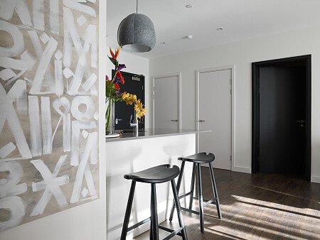 Office Apartment - Filming Locations Locations Direct -162