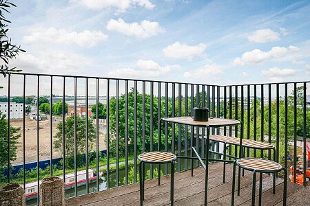 Office Apartment - Filming Locations Locations Direct -168