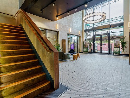 Office Apartment - Filming Locations Locations Direct -167