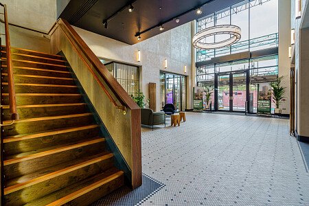 Office Apartment - Filming Locations Locations Direct -167