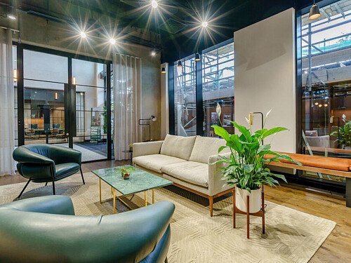 Office Apartment - Filming Locations Locations Direct -169