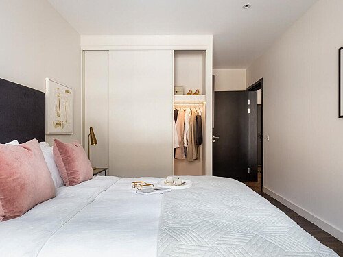 Office Apartment - Filming Locations Locations Direct -172