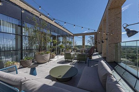 Office Apartment - Filming Locations Locations Direct -176