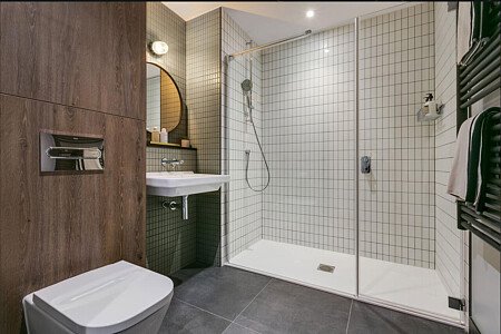 Office Apartment - Filming Locations Locations Direct -178