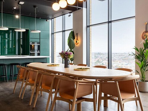 Office Apartment - Filming Locations Locations Direct -183