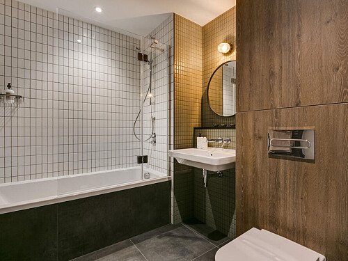 Office Apartment - Filming Locations Locations Direct -186