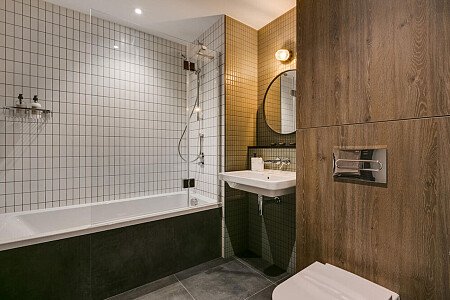 Office Apartment - Filming Locations Locations Direct -186