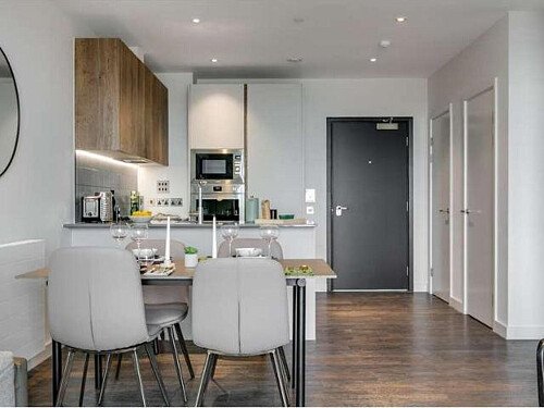 Office Apartment - Filming Locations Locations Direct -190