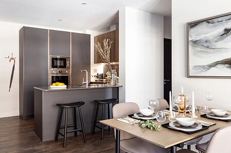 Office Apartment - Filming Locations Locations Direct -189