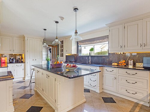 Main Manor - Filming Locations Locations Direct -13