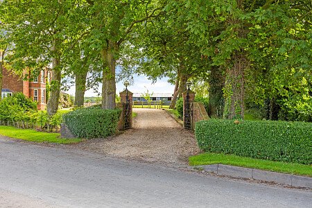 Main Manor - Filming Locations Locations Direct -26