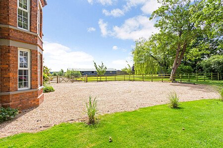 Main Manor - Filming Locations Locations Direct -28