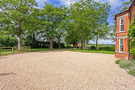 Main Manor - Filming Locations Locations Direct -30