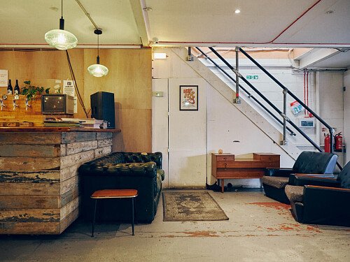 Friends Bar - Filming Locations Locations Direct -16