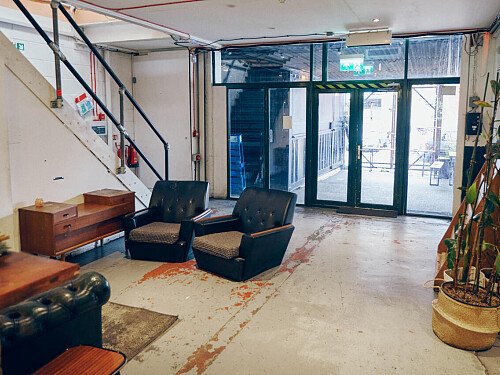 Friends Bar - Filming Locations Locations Direct -17