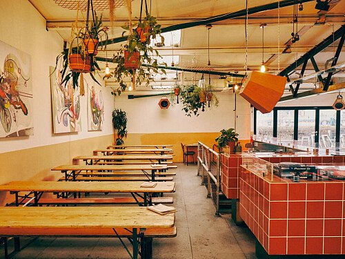 Friends Bar - Filming Locations Locations Direct -21