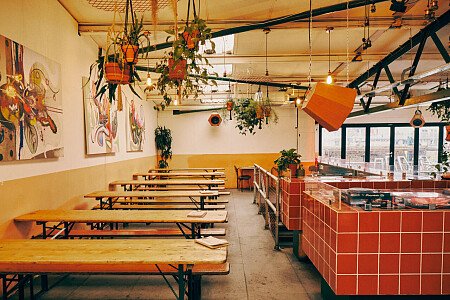 Friends Bar - Filming Locations Locations Direct -21