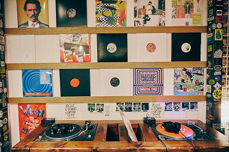 Friends Bar - Filming Locations Locations Direct -28