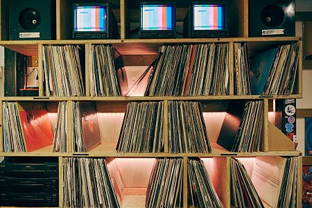 Friends Bar - Filming Locations Locations Direct -31