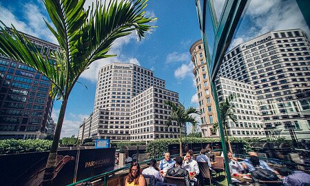 Red Jazz Bar- Filming Locations Locations Direct -09