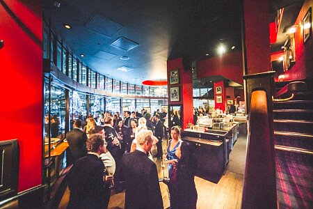 Red Jazz Bar- Filming Locations Locations Direct -10