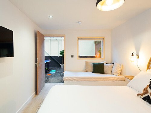 Hostel Space - Filming Locations Locations Direct -12