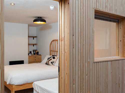 Hostel Space - Filming Locations Locations Direct -11