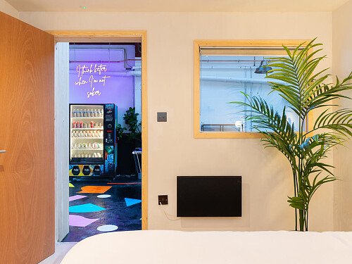 Hostel Space - Filming Locations Locations Direct -22