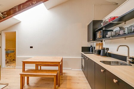 Hostel Space - Filming Locations Locations Direct -29