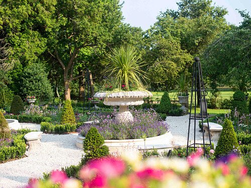 Kent Lodge - Filming Locations Locations Direct -04