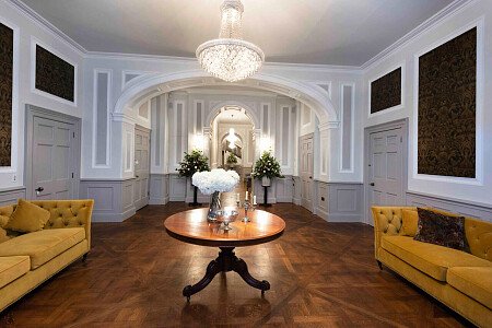 Kent Lodge - Filming Locations Locations Direct -32