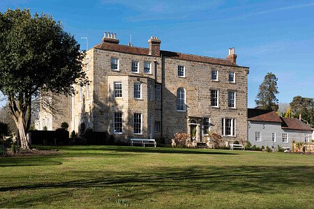 Kent Lodge - Filming Locations Locations Direct -38