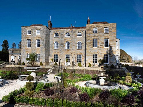 Kent Lodge - Filming Locations Locations Direct -41