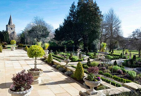 Kent Lodge - Filming Locations Locations Direct -44