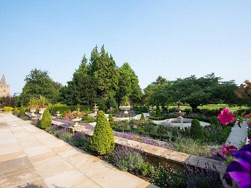 Kent Lodge - Filming Locations Locations Direct -49