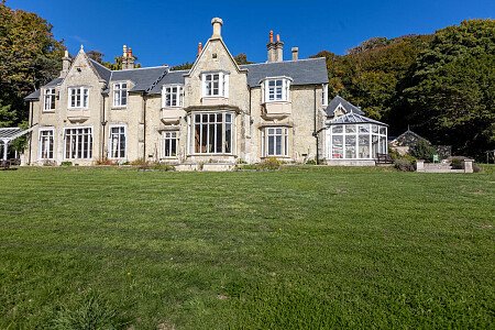 Nean Manor - Filming Locations Locations Direct -109