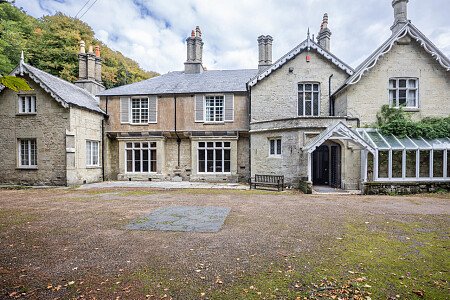 Nean Manor - Filming Locations Locations Direct -111