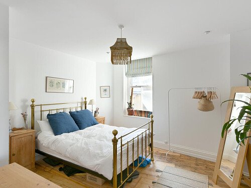 Cliff Flat - Filming Locations Locations Direct -10