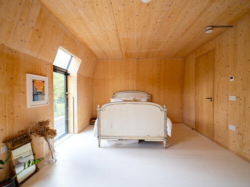 Wooden Flat - Filming Locations Locations Direct -05