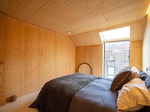 Wooden Flat - Filming Locations Locations Direct -16