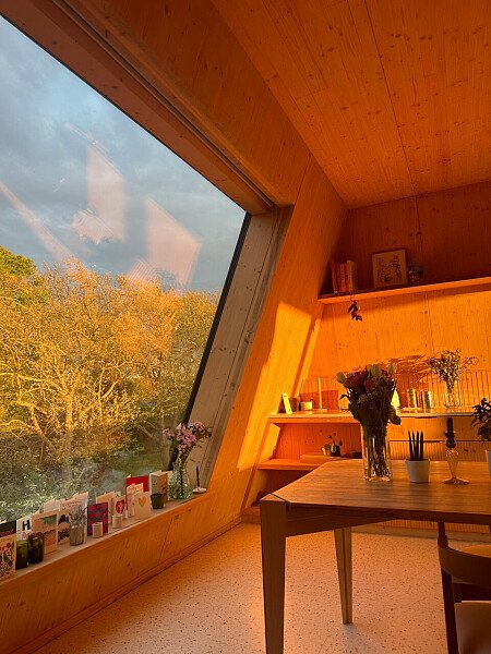 Wooden Flat - Filming Locations Locations Direct -20