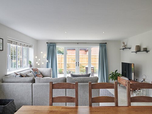 Chesham House  - Filming Locations Locations Direct -02