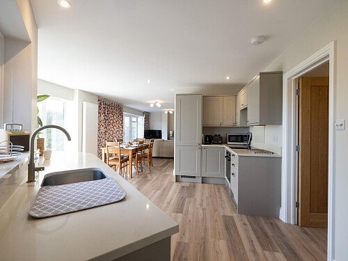 Tunbridge House  - Filming Locations Locations Direct -092