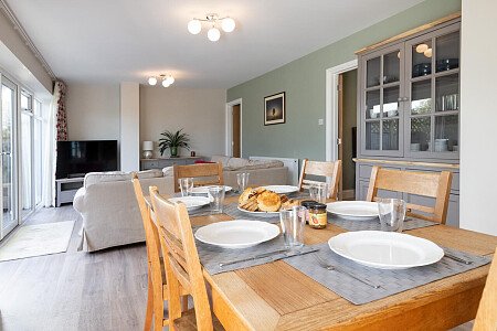 Tunbridge House  - Filming Locations Locations Direct -095